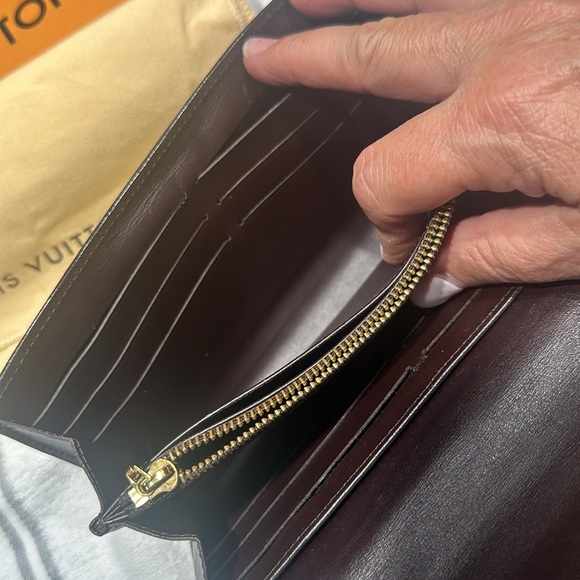 Louis Vuitton dark purple patent leather long wallet! - Picture 8 of 12